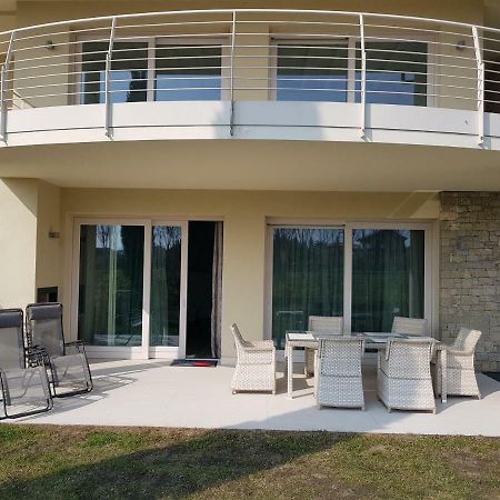 Luxury Apartments Beauty Gardens Sirmione Exterior photo