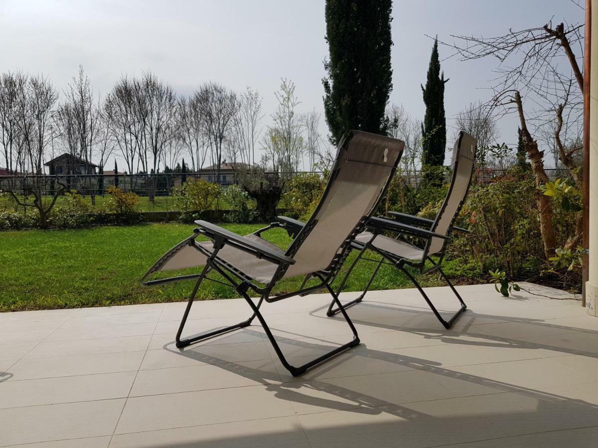 Luxury Apartments Beauty Gardens Sirmione Exterior photo