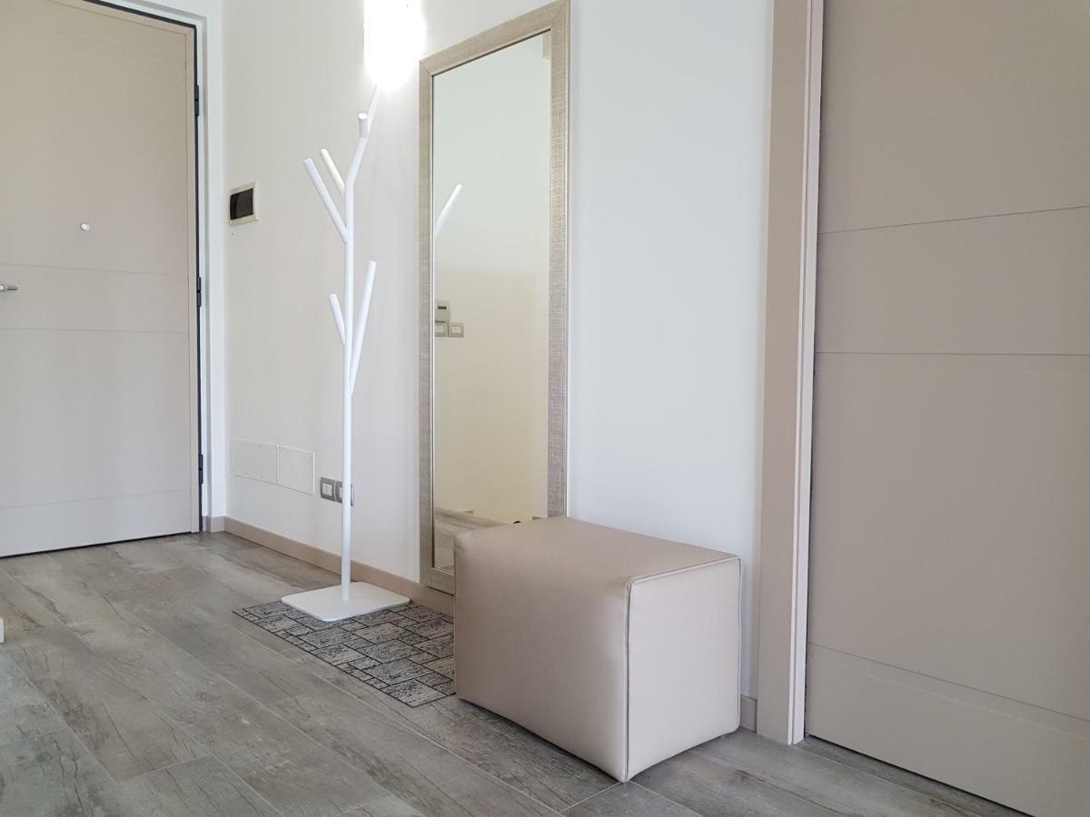 Luxury Apartments Beauty Gardens Sirmione Exterior photo